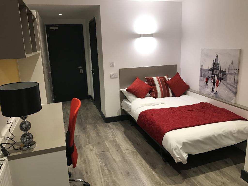 Citi Residences Serviced Rooms/ Apartments Luton  Exterior photo